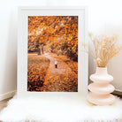 Taulu omasta kuvasta valkoisella puukuitukehyksellä