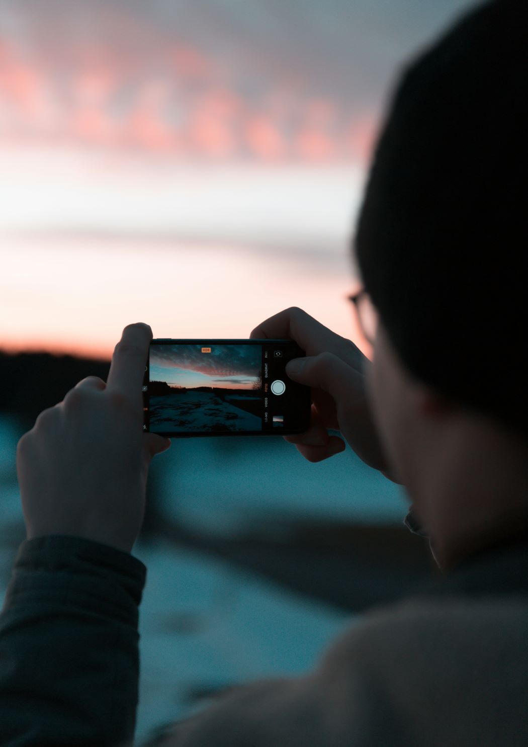 Aloita vuosi 2025 raikkaasti – päivitä kotisi ilme tauluilla omasta valokuvasta